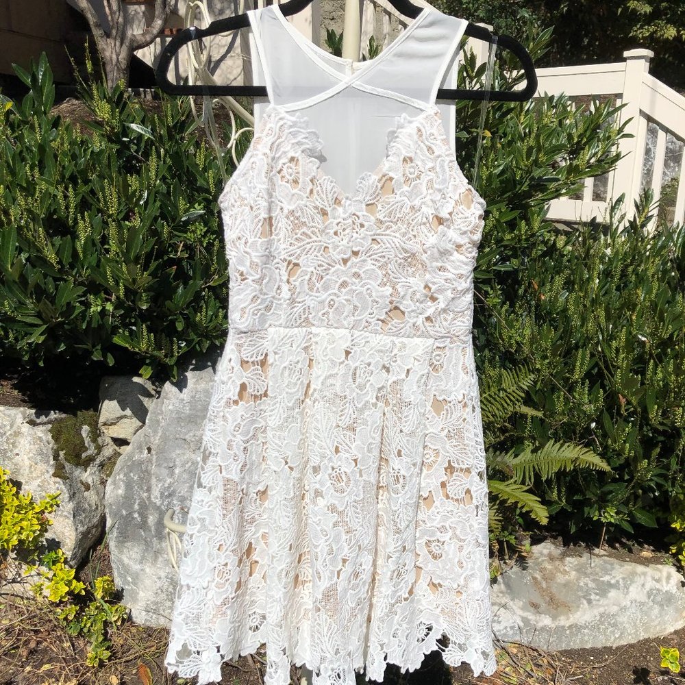 NEW Francesca's White Lace Dress